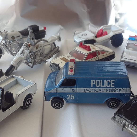 Antique Mini Police Car collection - 13 pcs - Picture 6 of 8